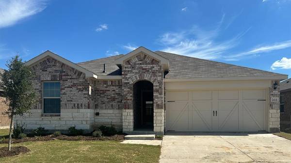 2414 Mystic Falls Road, Crandall, TX 75114