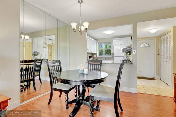 Sunrise, FL 33322,8101 N Sunrise Lakes Dr  #205