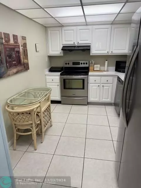 Pompano Beach, FL 33062,525 N OCEAN BLVD  #618