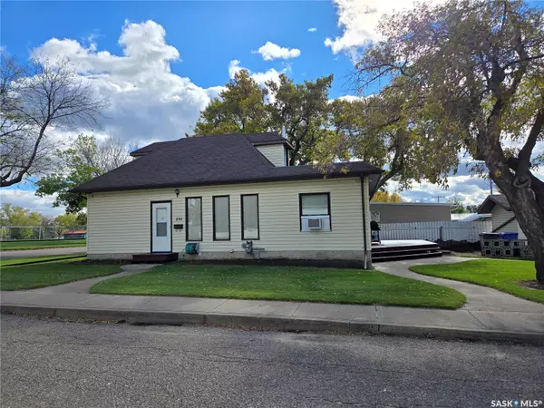 North Battleford, SK S9A 1Y6,891 107th STREET