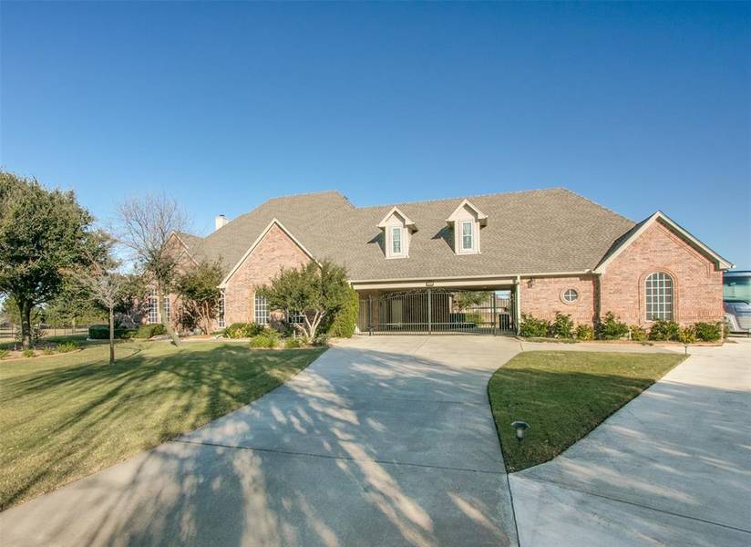 801 Chiswick Court, Haslet, TX 76052