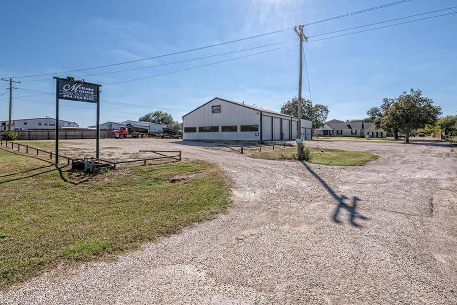 18243 N Highway 6, Valley Mills, TX 76689