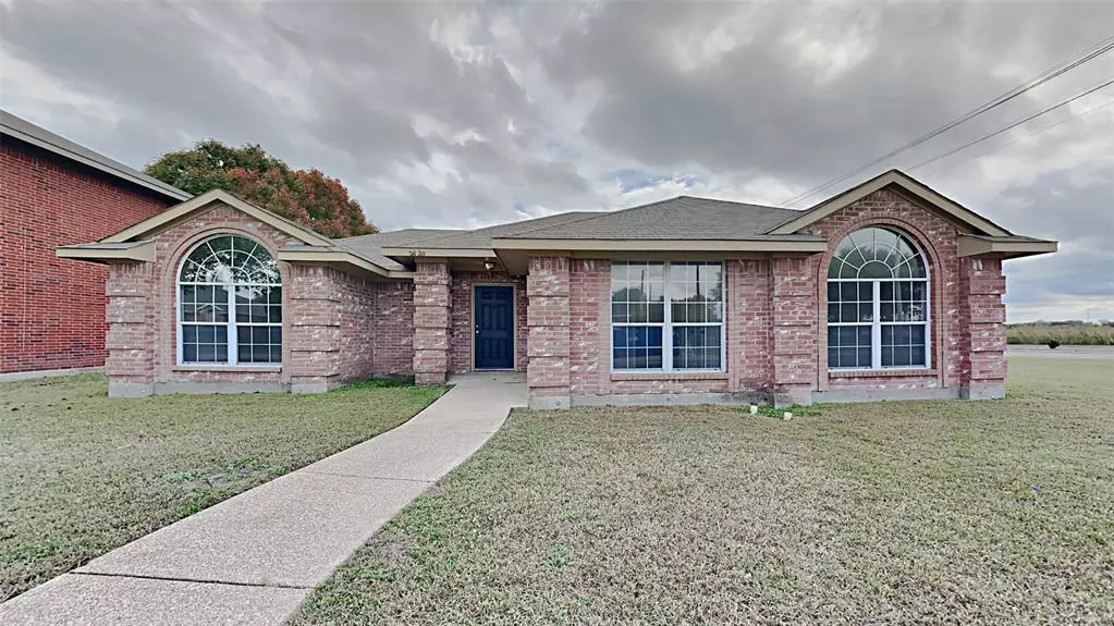 2620 Buck Drive, Mesquite, TX 75181