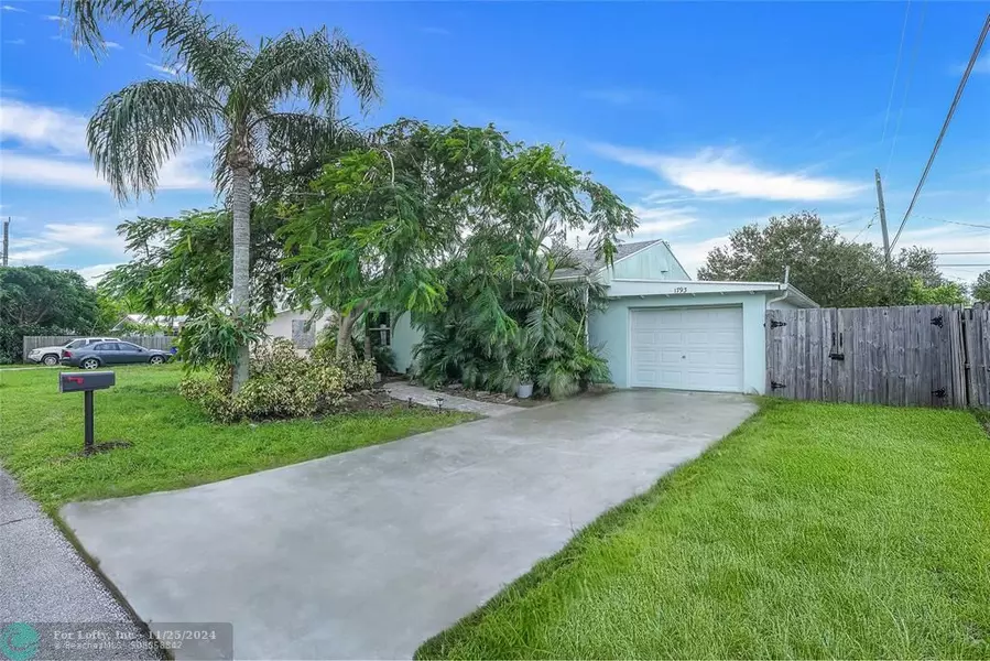 1793 NE 23rd Drive, Jensen Beach, FL 34957