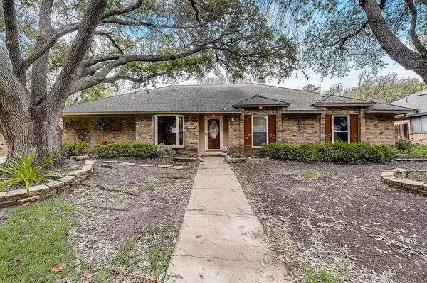 4309 Pheasant Walk Street, Fort Worth, TX 76133