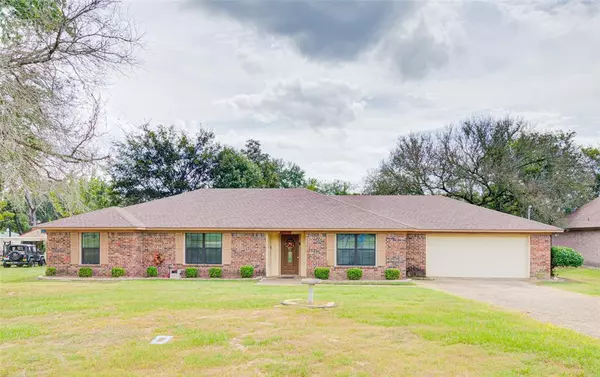 13661 Maxine,  Tyler,  TX 75709