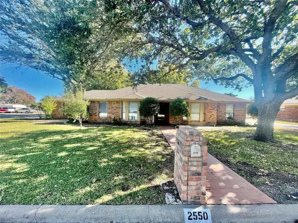 2550 Woodlake Drive, Abilene, TX 79606