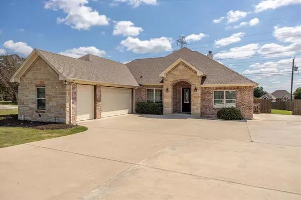 Granbury, TX 76049,8901 Monteign Court