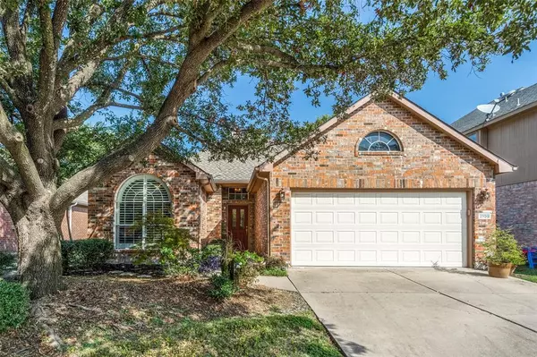 2105 Winslow Drive,  Plano,  TX 75023