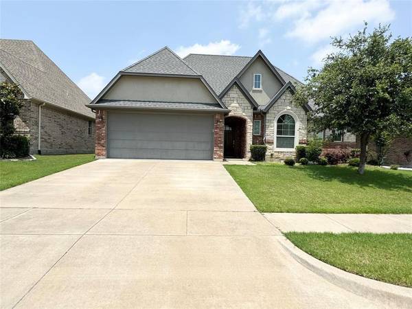 Burleson, TX 76028,429 Blue Star Court