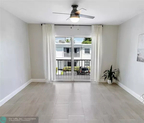 6243 Bay Club Dr  #3, Fort Lauderdale, FL 33308