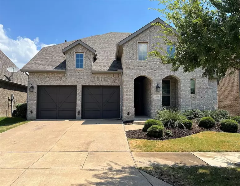 713 Field Crossing, Little Elm, TX 76227