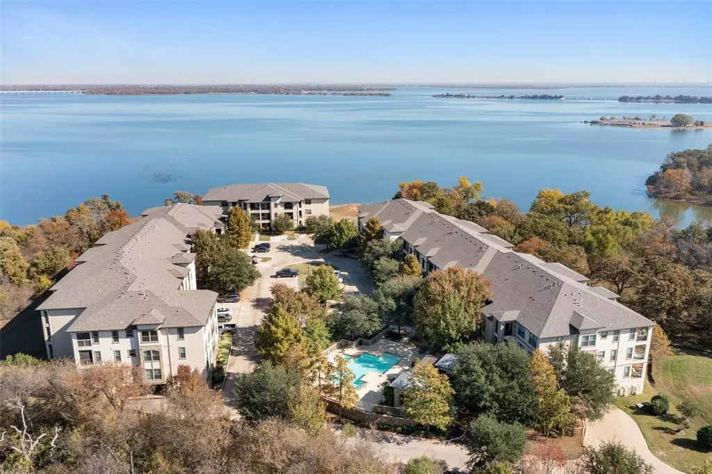 Lake Dallas, TX 75065,500 Waters Edge #137