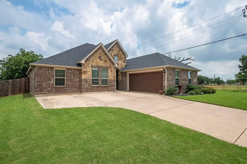 Burleson, TX 76058,6400 Azur Meadows Drive