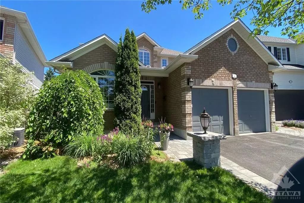 Kanata, ON K2M 2R4,4 PELEE ST