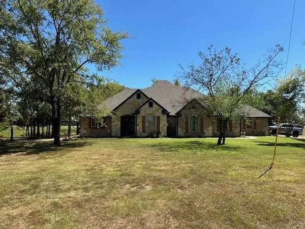 155 County Road 2391, Pickton, TX 75471