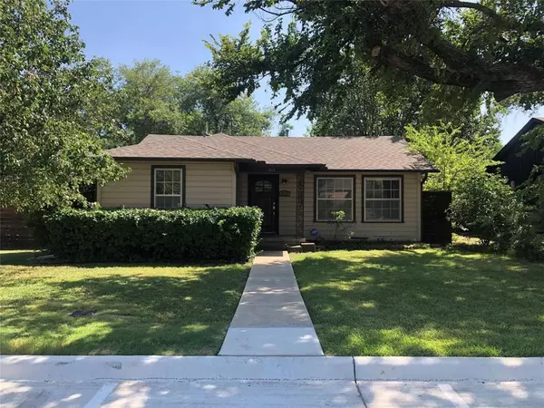 302 Bowie Street, Roanoke, TX 76262