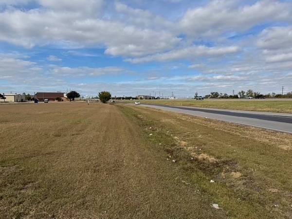 601 W Us-287 ByPass, Waxahachie, TX 75165