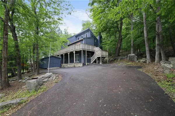 6339 Decker Road, Pike County, PA 18324