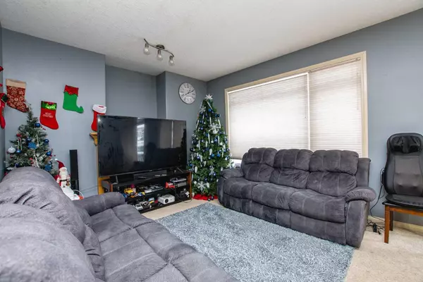 Grande Prairie, AB T8X 1V4,9509 91A ST