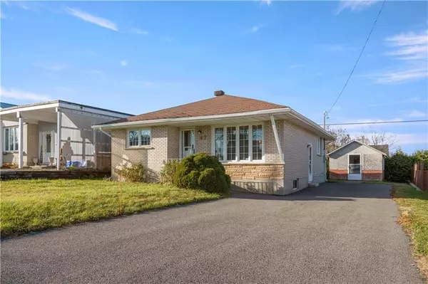 North Glengarry, ON K0C 1A0,67 VICTORIA ST W