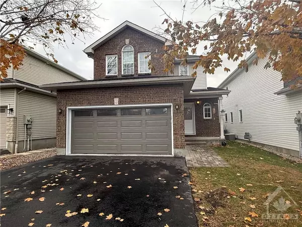 58 YOHO DR, Kanata, ON K2M 2N1