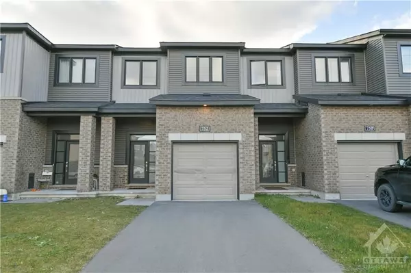 Barrhaven, ON K2J 6Z6,752 CASHMERE TER