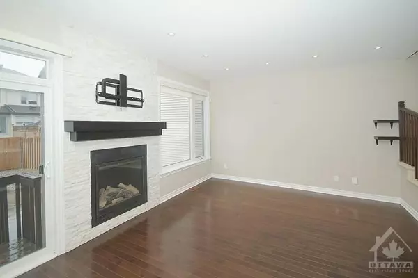 Barrhaven, ON K2J 5P7,145 POPPLEWELL CRES