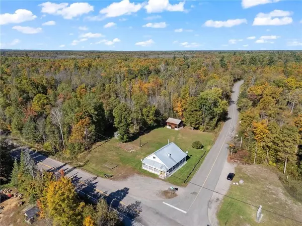 Greater Madawaska, ON K0J 1H0,11878 LANARK RD