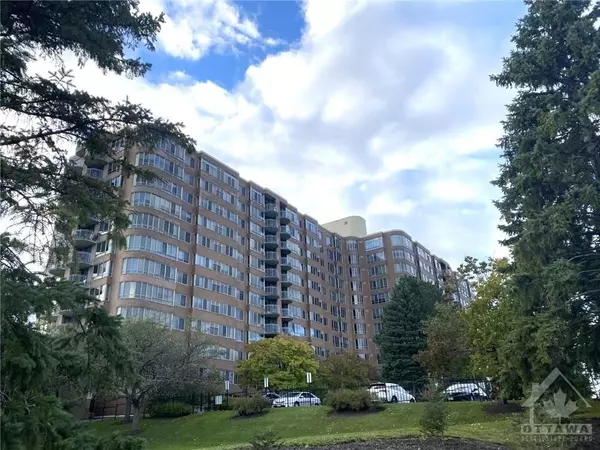 100 GRANT CARMAN DR #709, Cityview - Parkwoods Hills - Rideau Shore, ON K2E 8B8