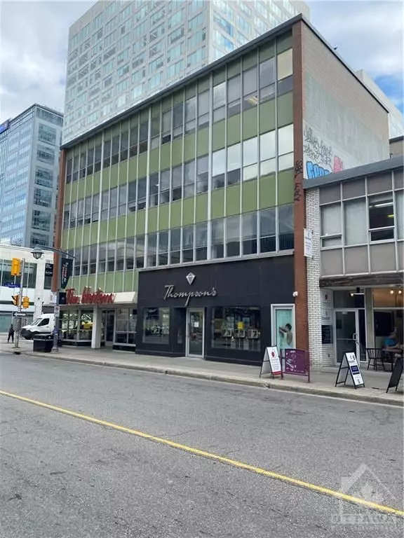 176 GLOUCESTER ST #305, Ottawa Centre, ON K2P 1W7