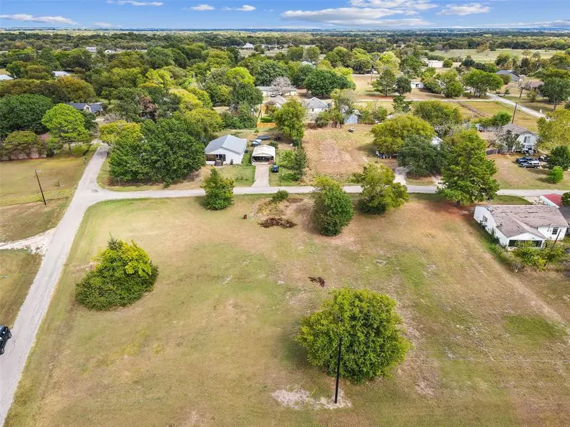 114 Calhoun Cove, East Tawakoni, TX 75440