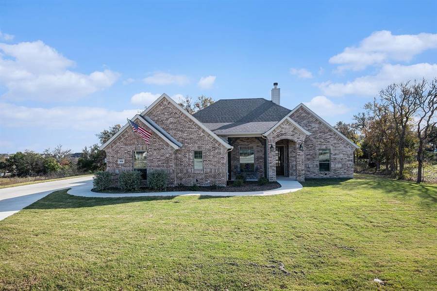 404 Lacey Oak Court, Weatherford, TX 76085