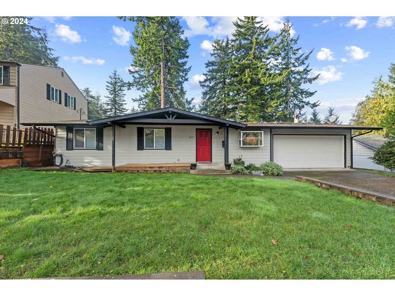 3875 VISTA DR, North Bend, OR 97459