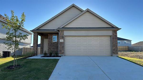 9929 Dynamics Drive, Fort Worth, TX 76131