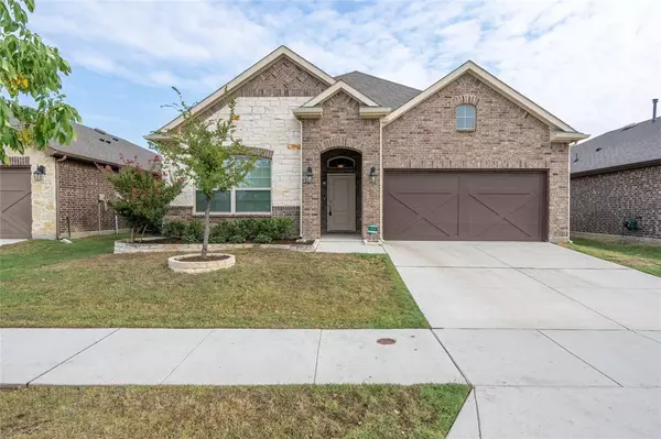 1505 Grassy Knoll Trail, Little Elm, TX 76227