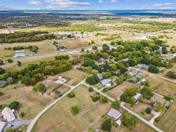 East Tawakoni, TX 75440,114 Calhoun Cove