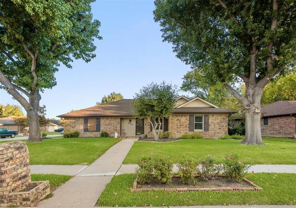 252 Dodge Trail,  Keller,  TX 76248