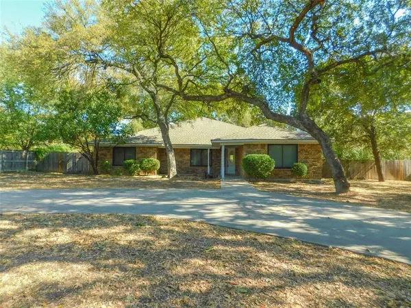 Shady Shores, TX 76208,110 Carolyn Lane