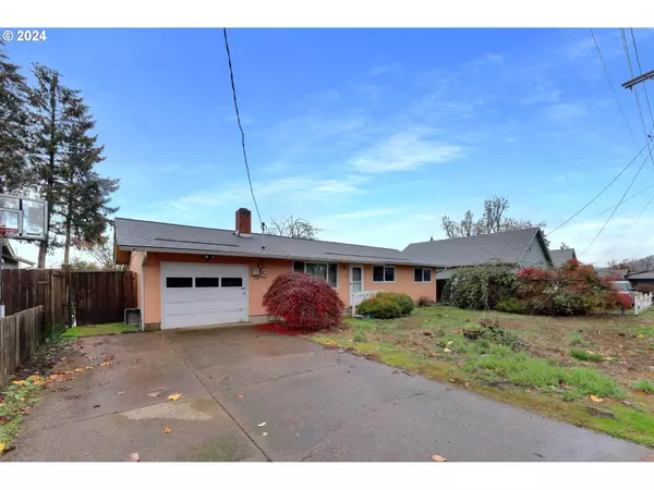 Springfield, OR 97478,584 49TH ST