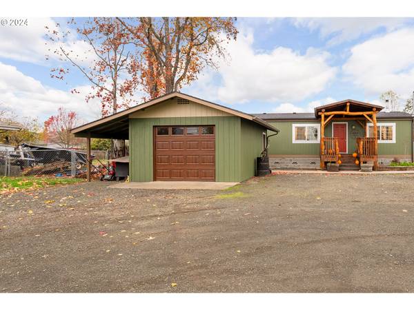 Roseburg, OR 97471,2354 CASTLE AVE