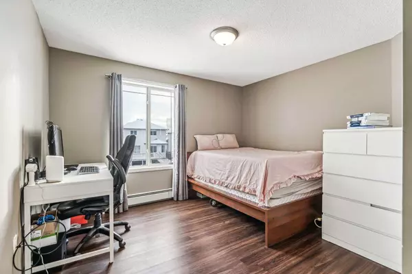 Calgary, AB T3L2J9,3204 Tuscarora MNR NW #NA