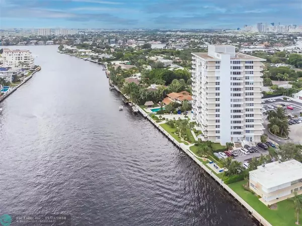 Fort Lauderdale, FL 33304,888 Intracoastal Dr  #9F