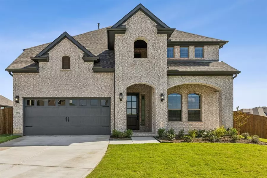 1812 Bear Oak Court, Waxahachie, TX 75165