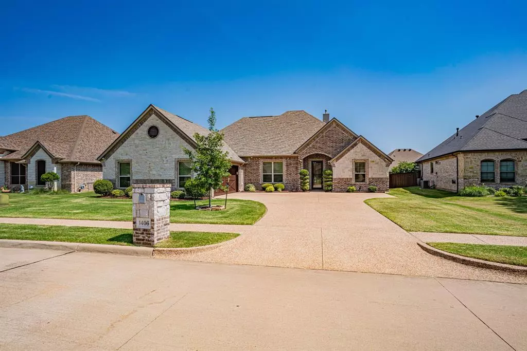 Granbury, TX 76048,1406 Joshua Way