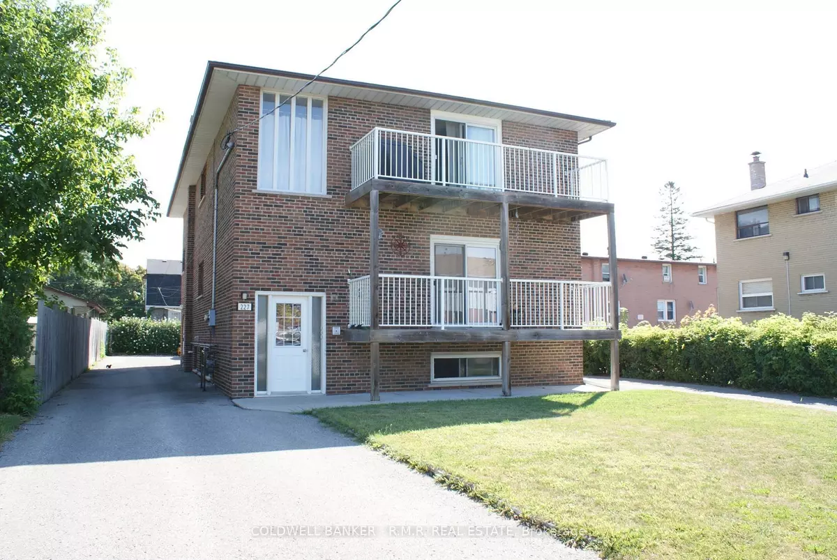 Durham, ON L1J 4R9,227 Montrave AVE #1