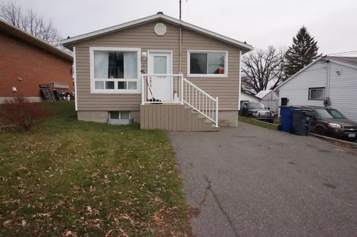 Temiskaming Shores, ON P0J 1P0,105 May ST