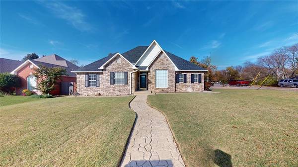 1806 E Anderson Court, Ada, OK 74820