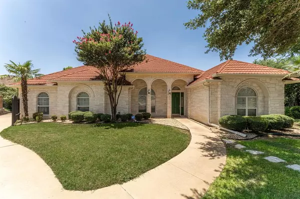 3 Pond View Court, Mansfield, TX 76063