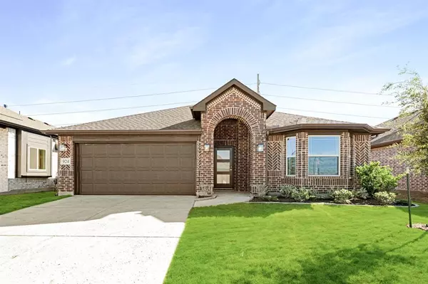 924 Alder Drive, Lavon, TX 75166